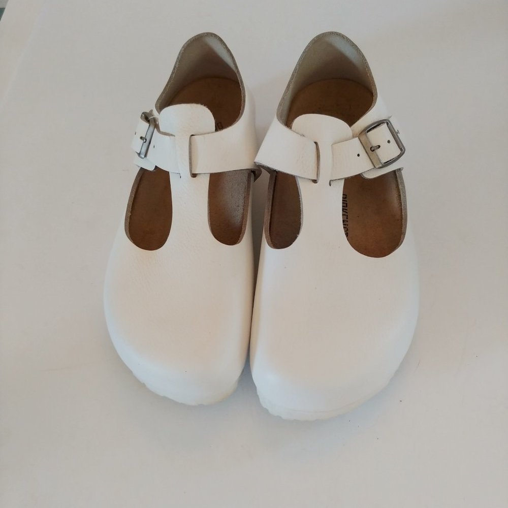 Birkenstock Paris Leather Mary Janes  SZ 39/L8M6